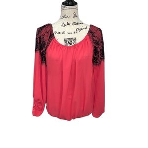 Emma Rose Coral Pink Lace Shoulder Peasant Blouse Women’s Medium